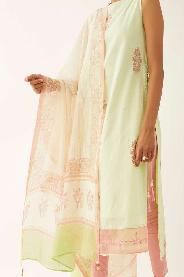 Multicolored Silk Cotton Sanganeri Printed Dupatta thumbnail image number null