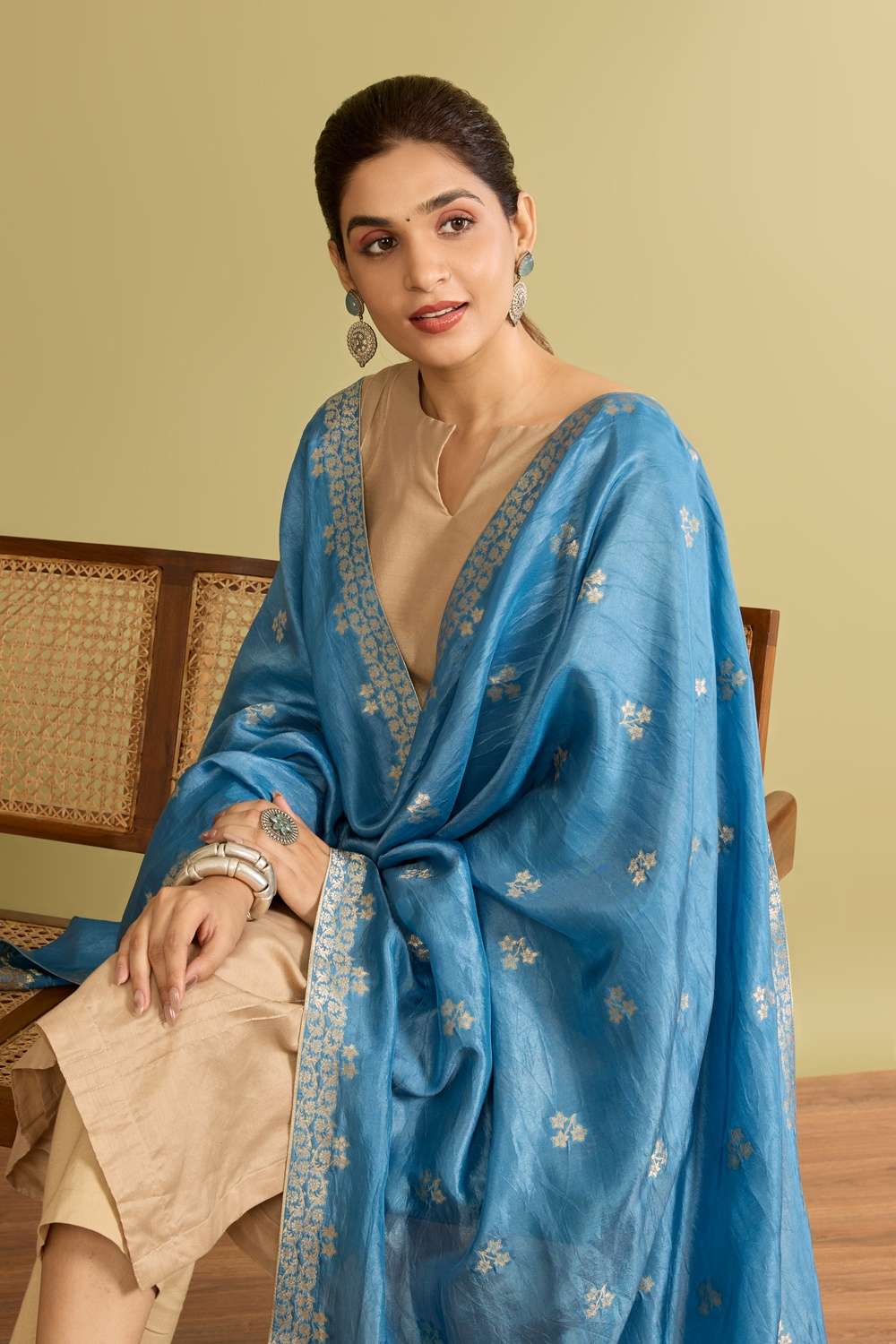 Blue Woven Viscose Luxe Dupatta image number null