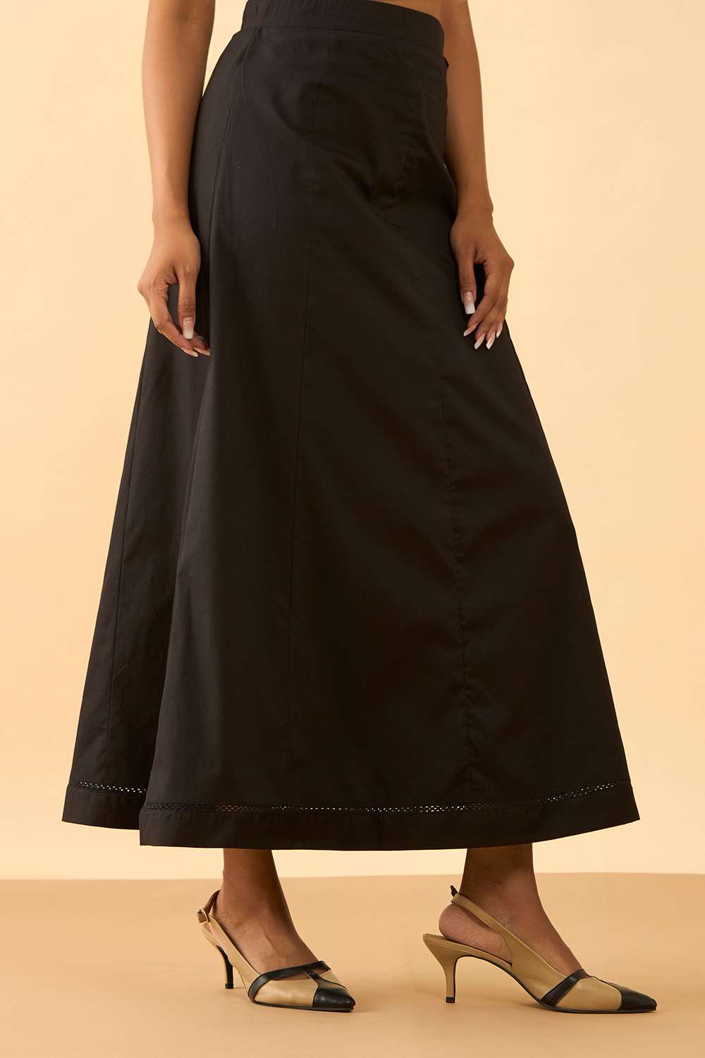 Black Woven Cotton Lycra Inskirt image number null