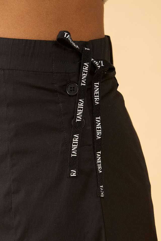 Black Woven Cotton Lycra Inskirt thumbnail image number null