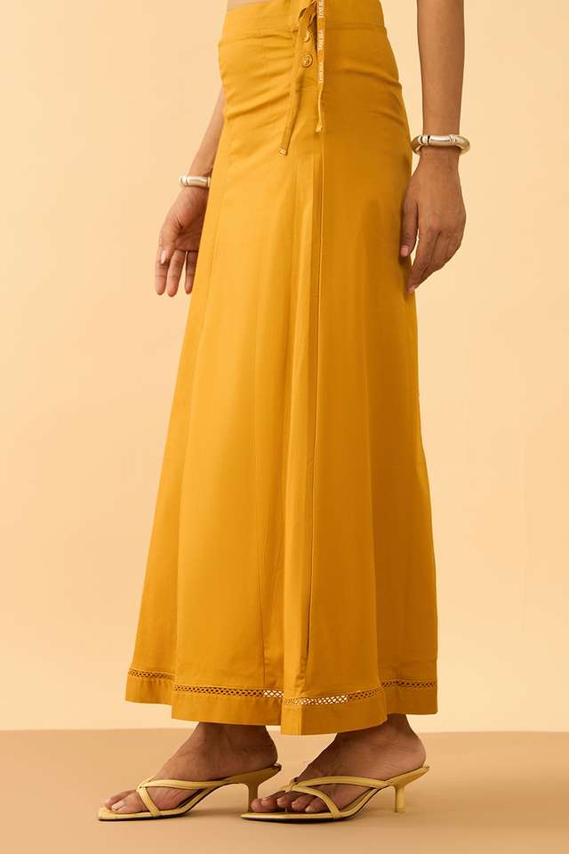 Dark Yellow Woven Cotton Lycra Inskirt image number