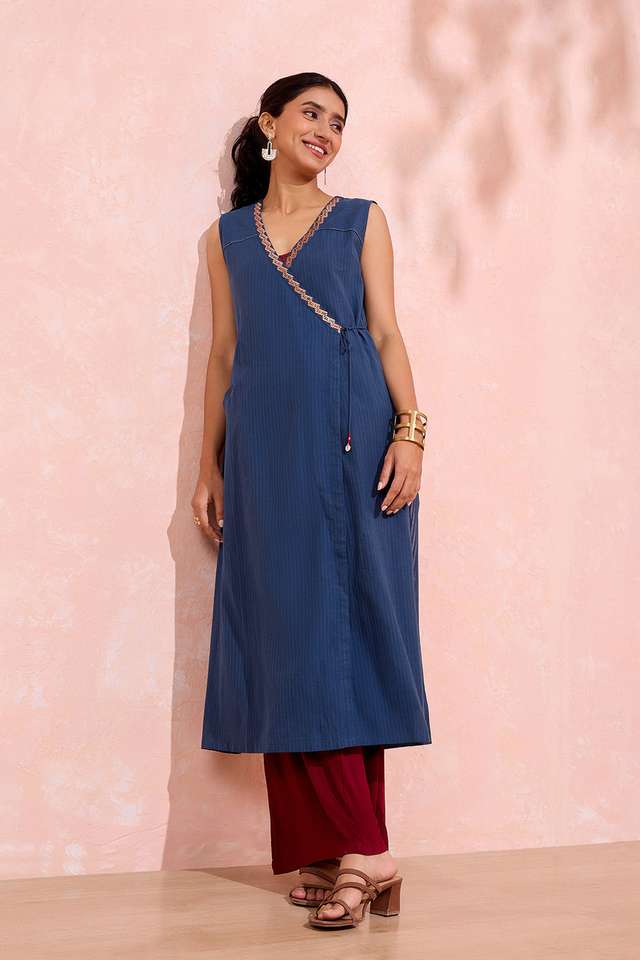 Blue Woven Pure Cotton Kurta Set thumbnail image number null