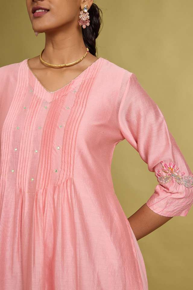 Light Pink Pure Silk Cotton Embroidered Kurta with Slip thumbnail image number null