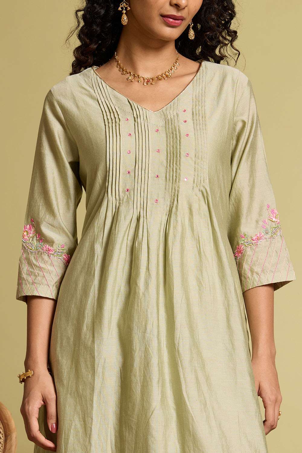 Light Green Pure Silk Cotton Embroidered Kurta Set image number null