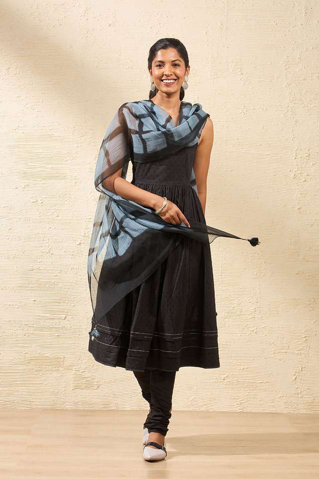 Black Woven Pure Cotton Kurta Set thumbnail image number null