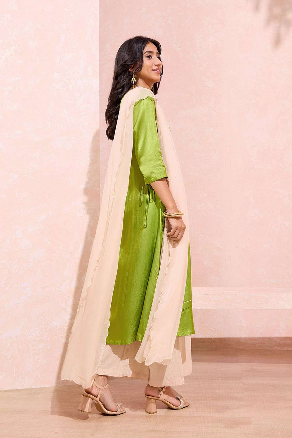Green Viscose Cotton Embroidered Kurta Set image number null
