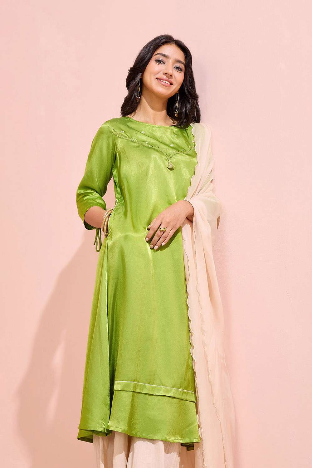 Green Viscose Cotton Embroidered Kurta Set image number null