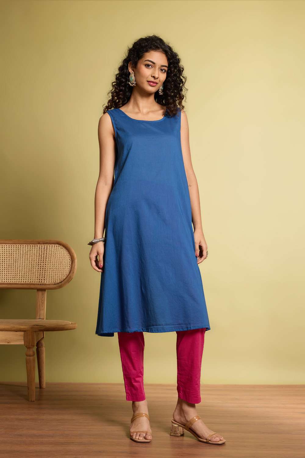 Blue Pure Silk Cotton Mukaish Embroidery Kurta Set image number null