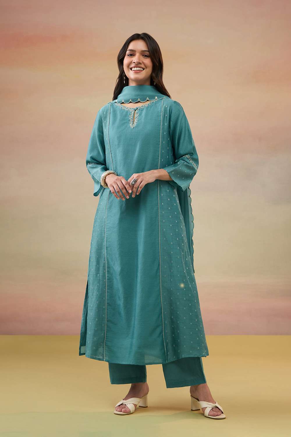Dark Green Pure Silk Cotton Embroidered Kurta Set image number null