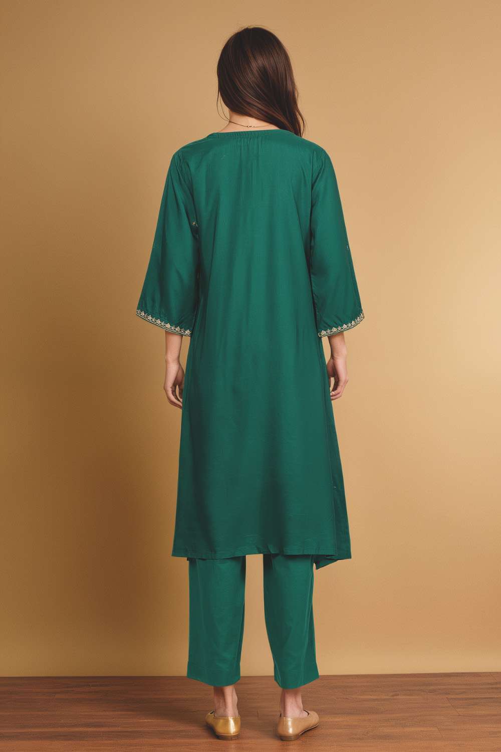 Green Viscose Embroidered Kurta Set image number null