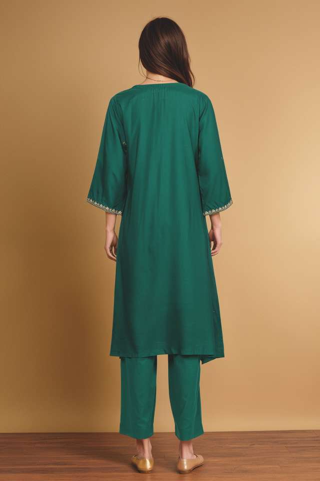 Green Viscose Embroidered Kurta Set thumbnail image number null