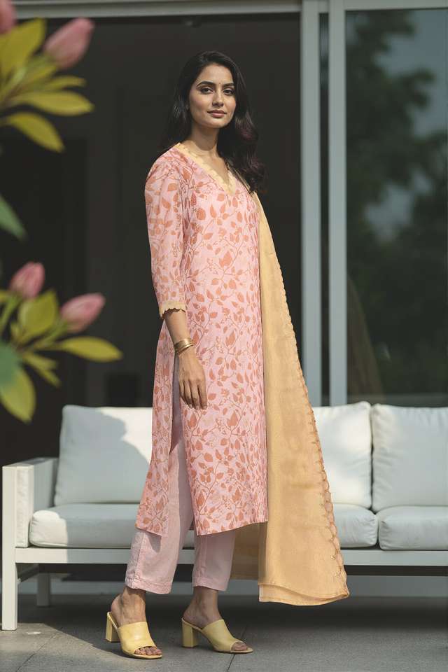 Pink Viscose Embroidered Kurta Set image number