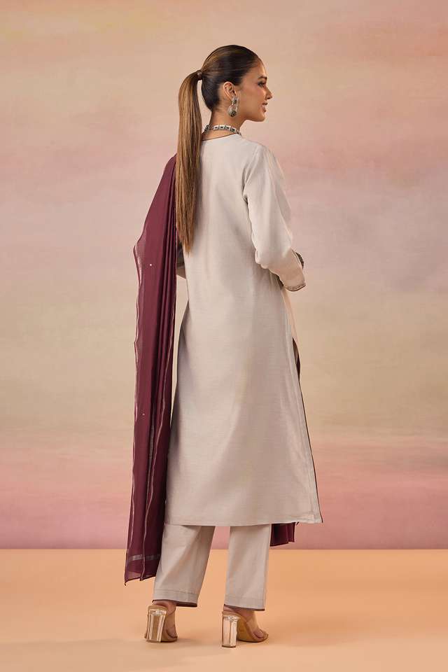Grey Pure Silk Cotton Embroidered Kurta Set thumbnail image number null