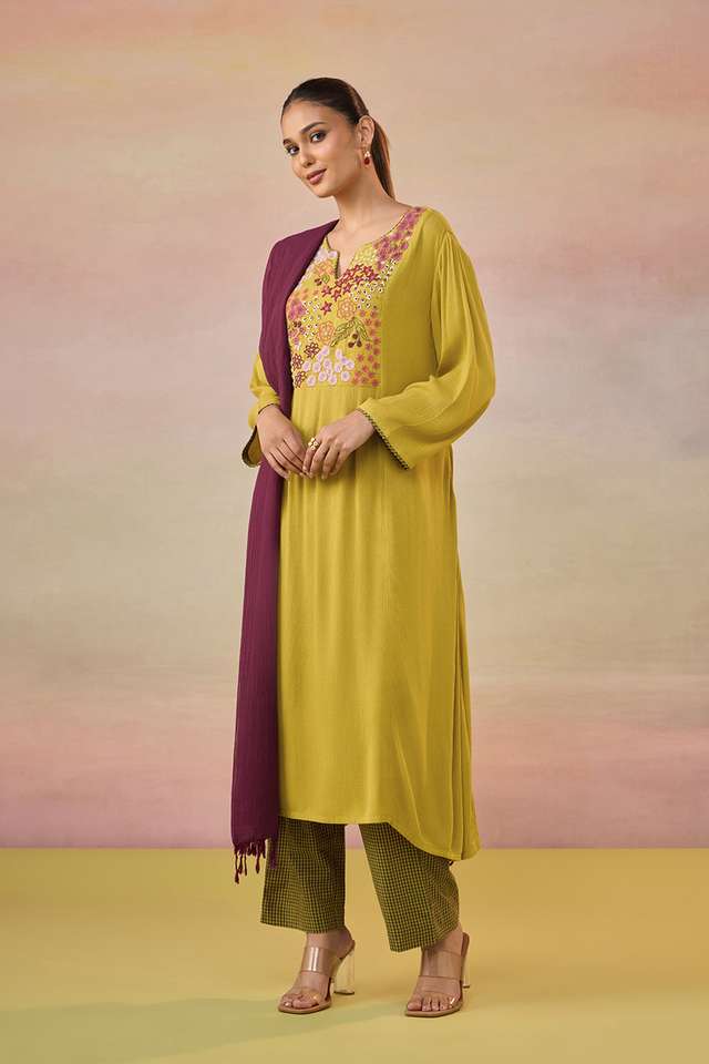 Green Pure Viscose Embroidered Kurta Set thumbnail image number null