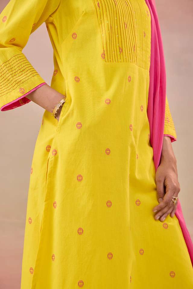 Yellow Woven Pure Cotton Kurta Set thumbnail image number null