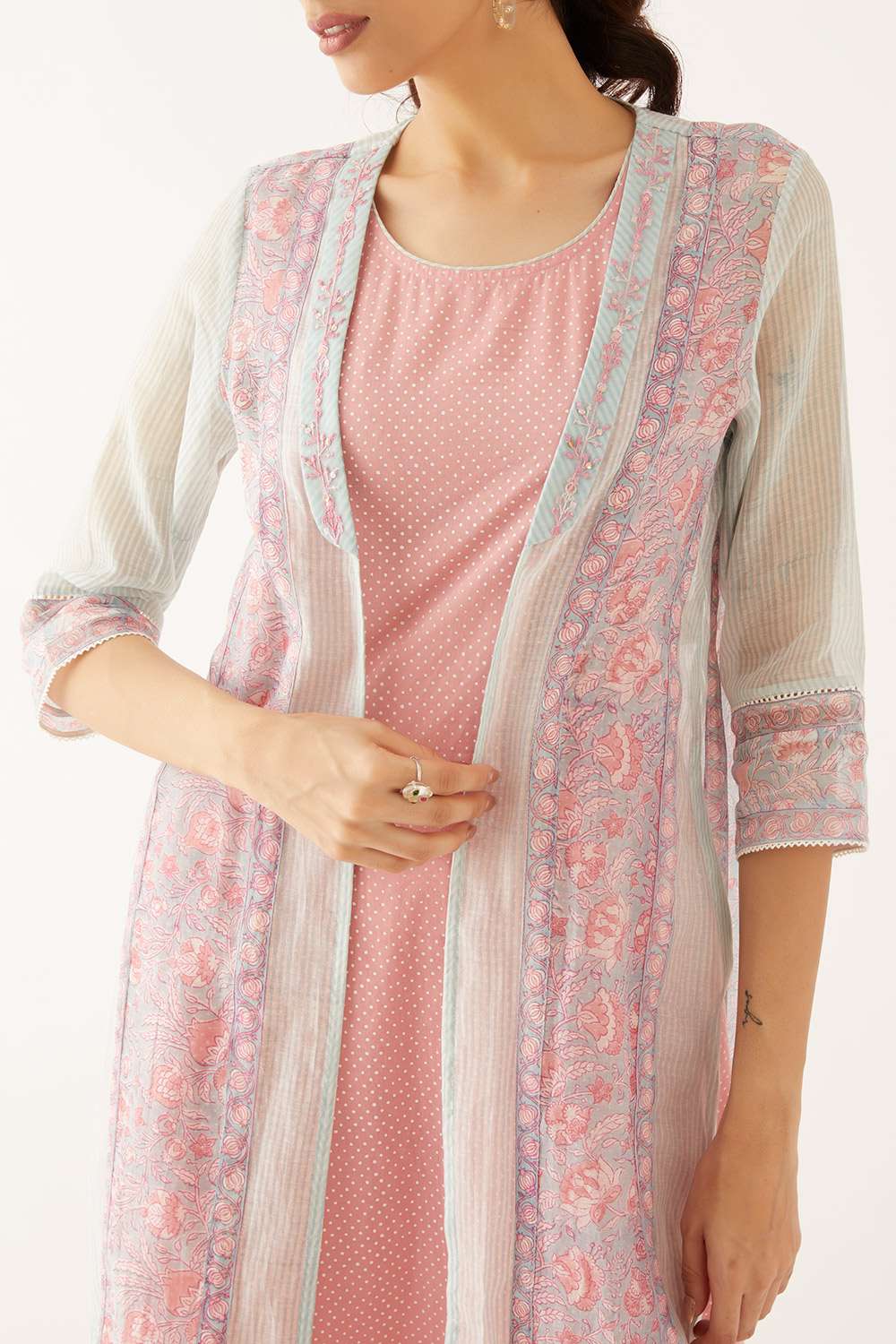 Light Pink Silk Cotton Block Printed Kurta with Light Blue Jacket image number null