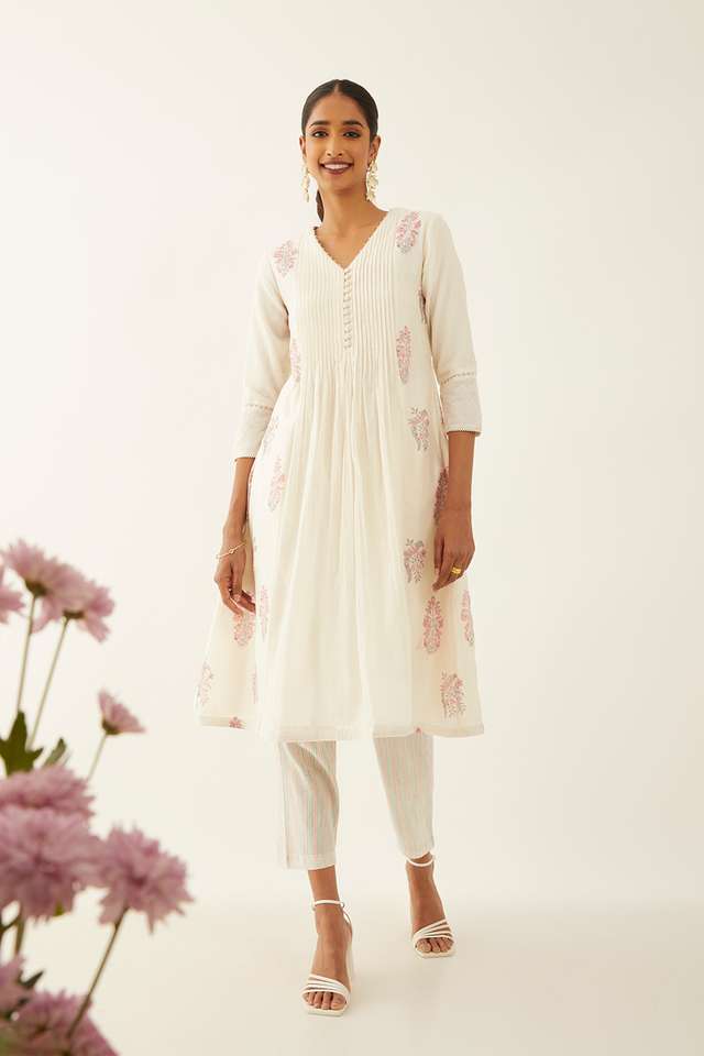White Pure Silk Cotton Printed Sanganeri Kurta Set image number