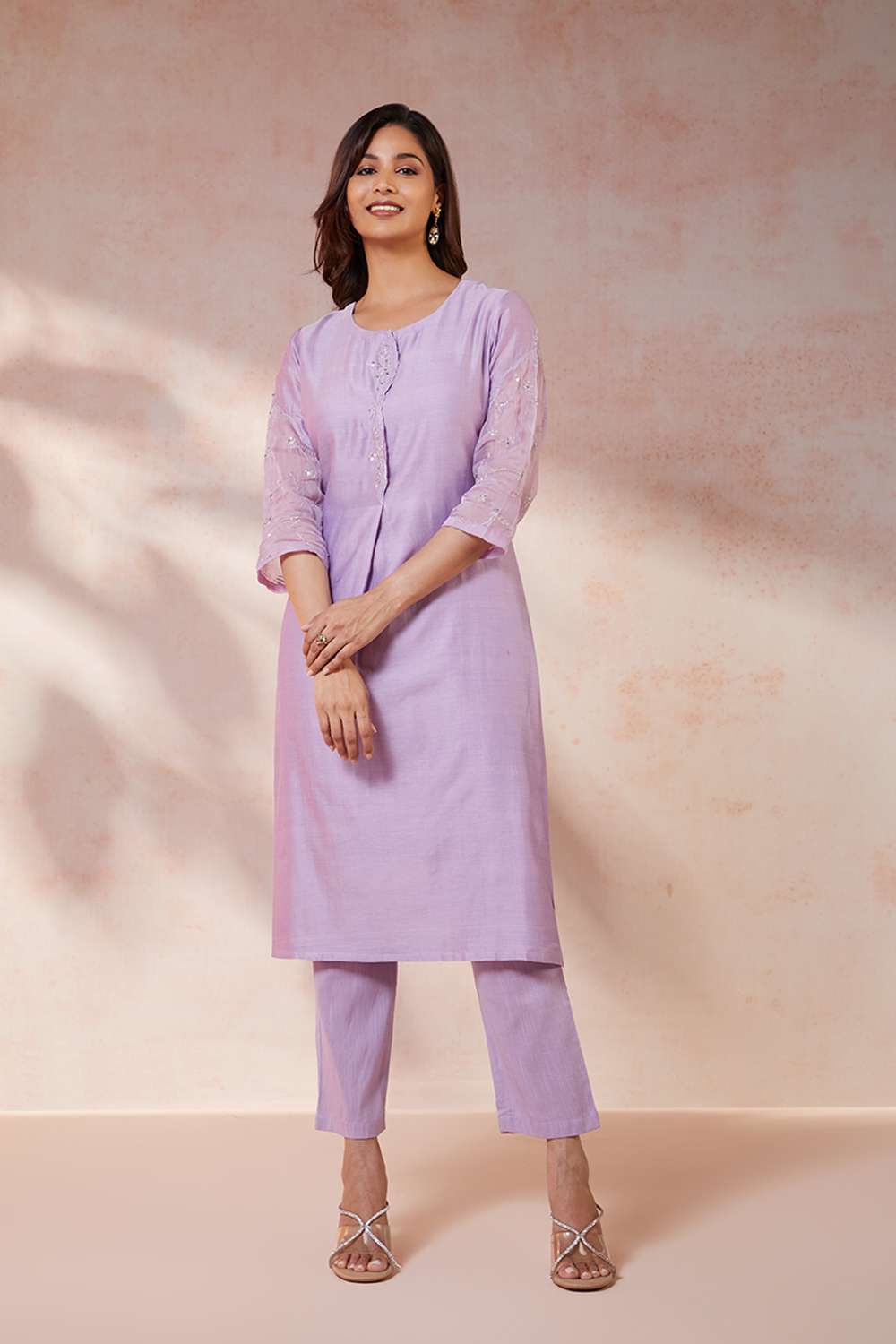 Violet Pure Silk Cotton Embroidered Kurta Set image number null