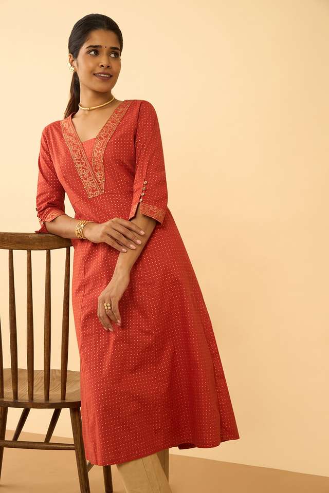 Dark Orange Screen Printed Pure Cotton Kurta thumbnail image number null