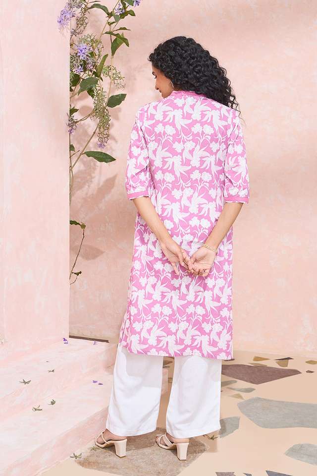 Violet Screen Printed Pure Cotton Kurta thumbnail image number null