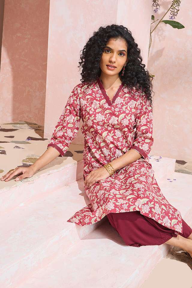 Pink Screen Printed Pure Cotton Kurta image number