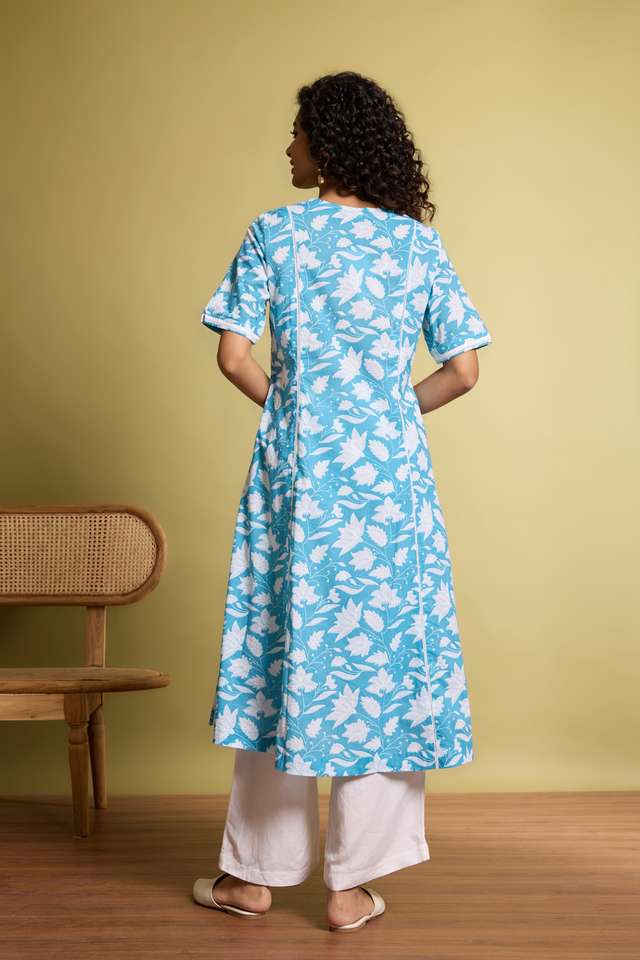 Blue Screen Printed Pure Cotton Kurta thumbnail image number null