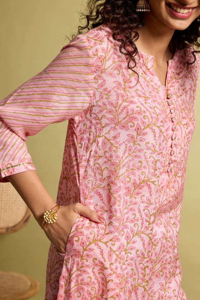 Light Pink Screen Printed Viscose Kurta thumbnail image number null