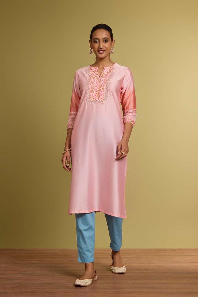 Light Pink Pure Silk Cotton Printed Embroidery Kurta thumbnail image number null