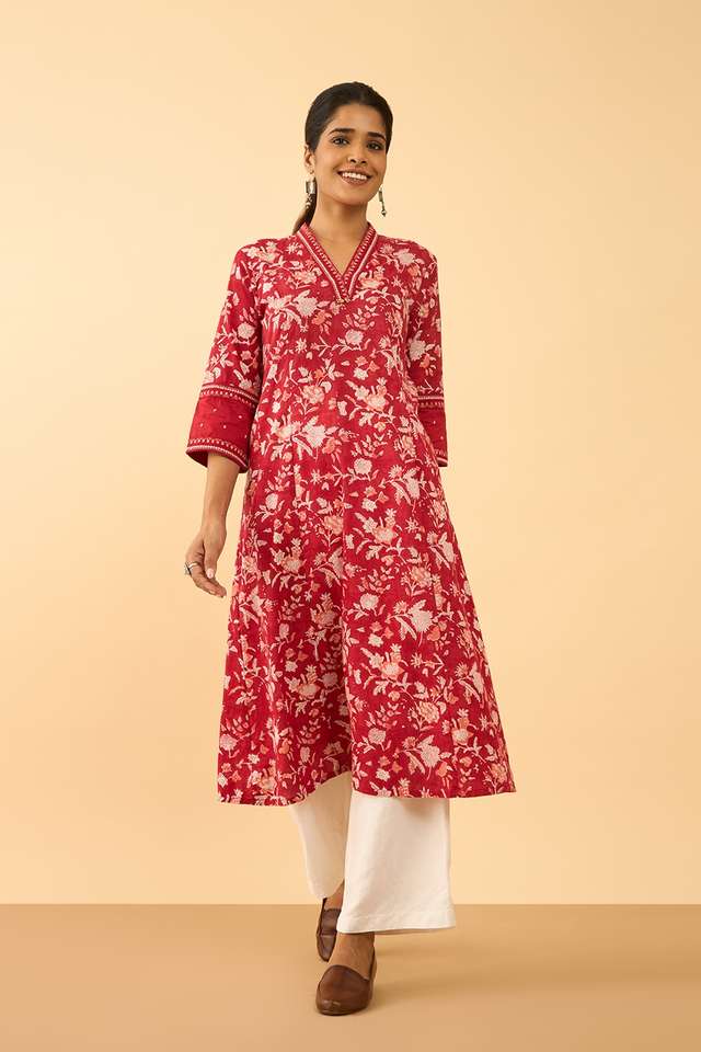 Red Pure Cotton Printed Sanganeri Kurta thumbnail image number null