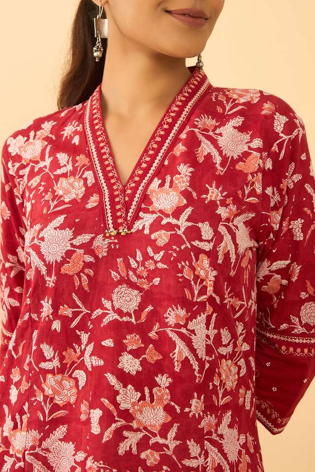 Red Pure Cotton Printed Sanganeri Kurta thumbnail image number null