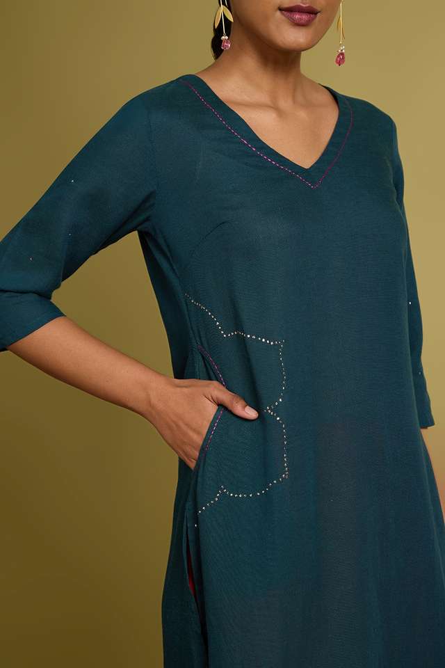 Dark Green Viscose Cotton Embroidered Kurta thumbnail image number null