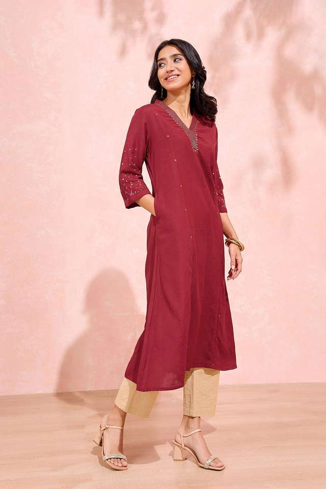 Dark Red Cotton Viscose Embroidered Kurta thumbnail image number null