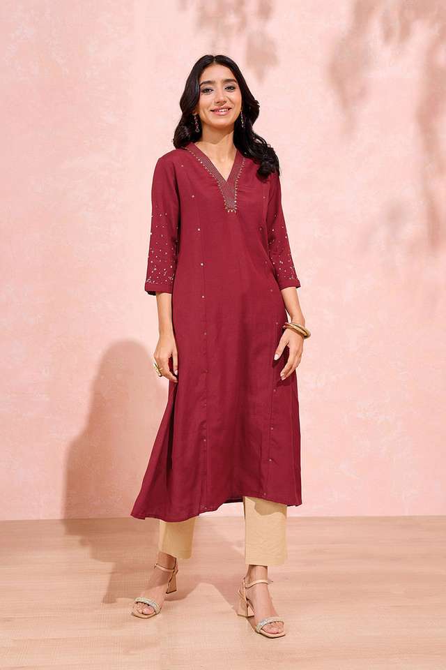 Dark Red Cotton Viscose Embroidered Kurta thumbnail image number null
