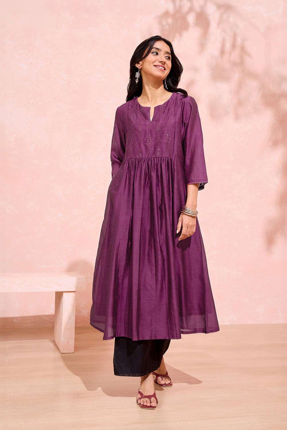 Dark Violet Pure Silk Cotton Chikankari Kurta image number null