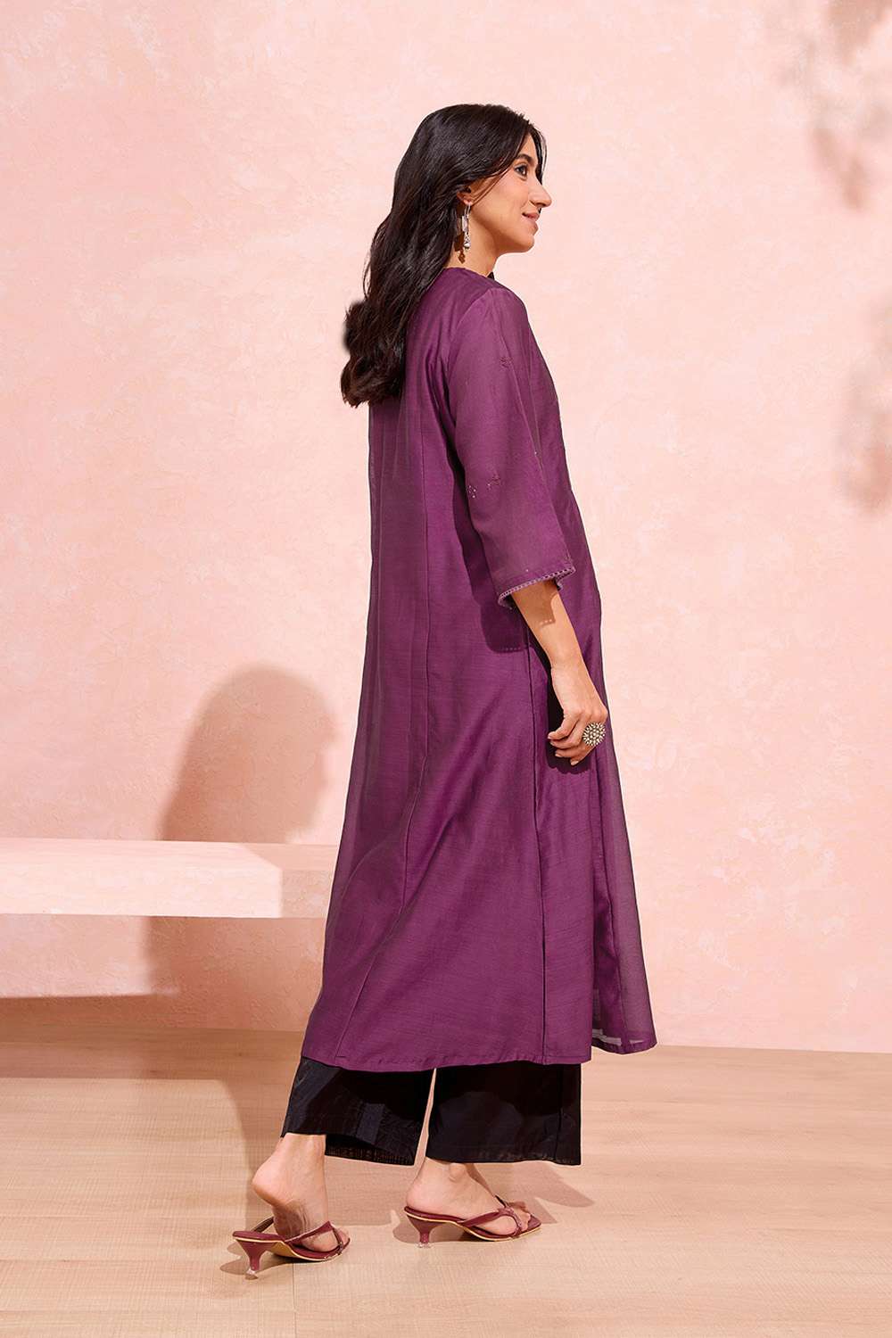 Dark Violet Pure Silk Cotton Chikankari Kurta image number null