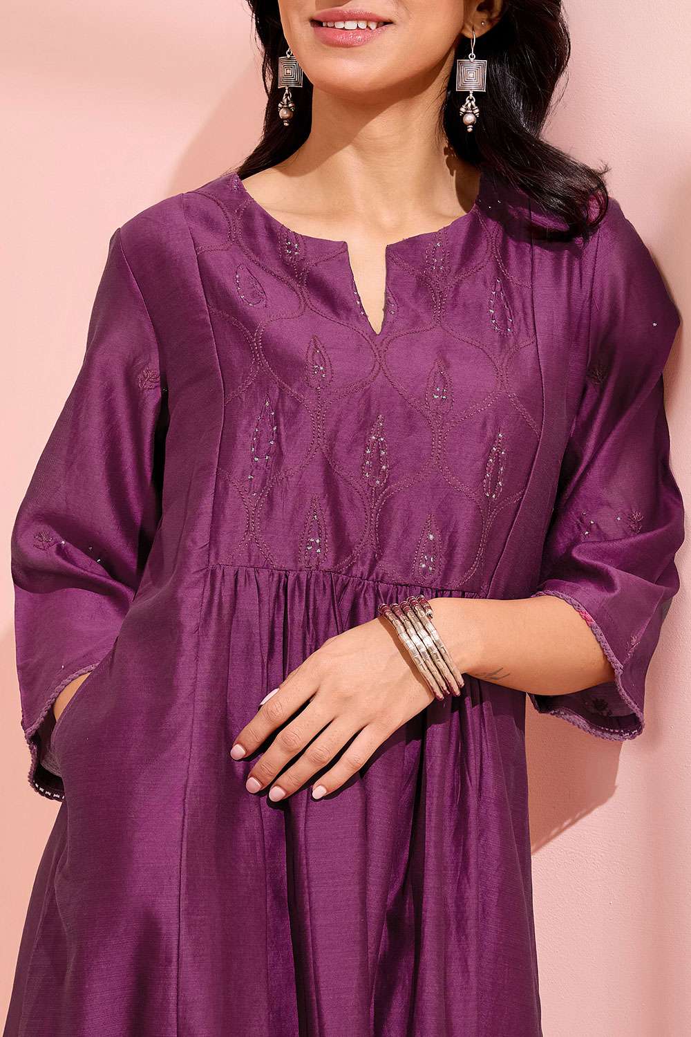 Dark Violet Pure Silk Cotton Chikankari Kurta image number null