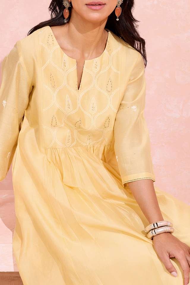 Light Orange Pure Silk Cotton Chikankari Kurta thumbnail image number null