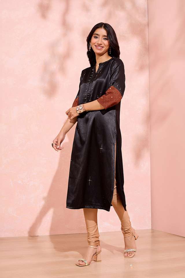 Black Viscose Cotton Embroidered Kurta thumbnail image number null