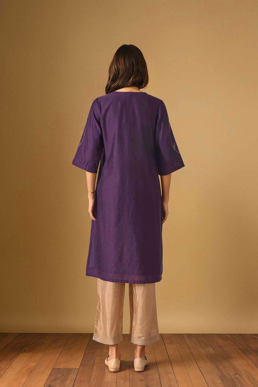 Dark Violet Embroidered Pure Silk Cotton Kurta image number null