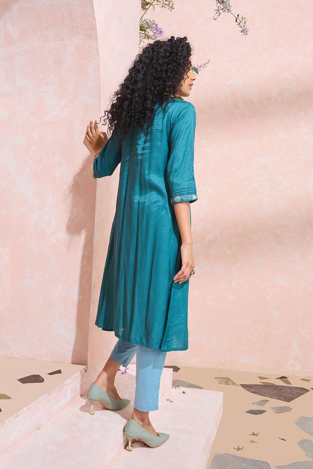 Dark Blue Viscose Embroidered Kurta image number null
