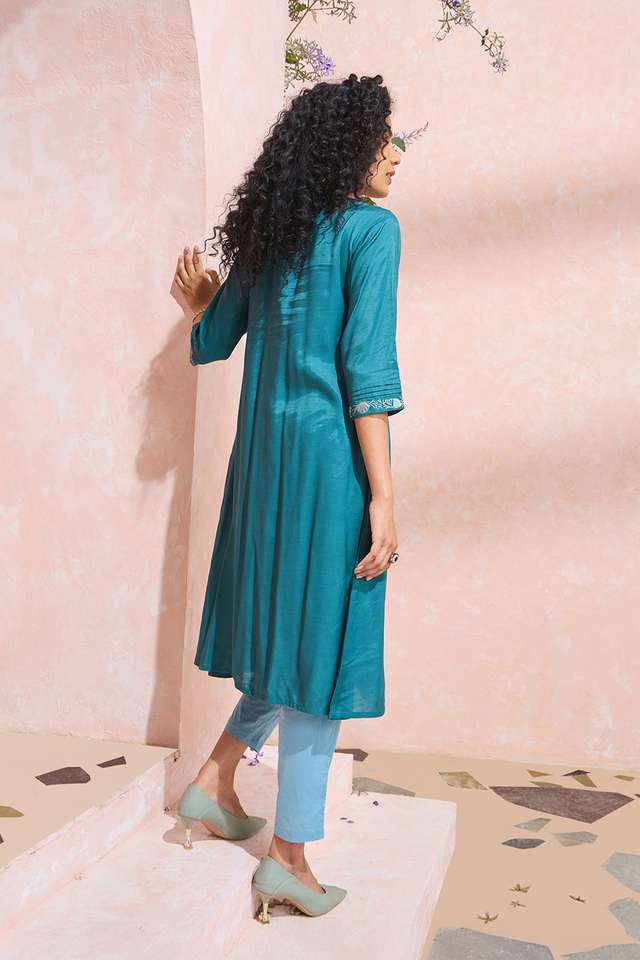 Dark Blue Viscose Embroidered Kurta thumbnail image number null