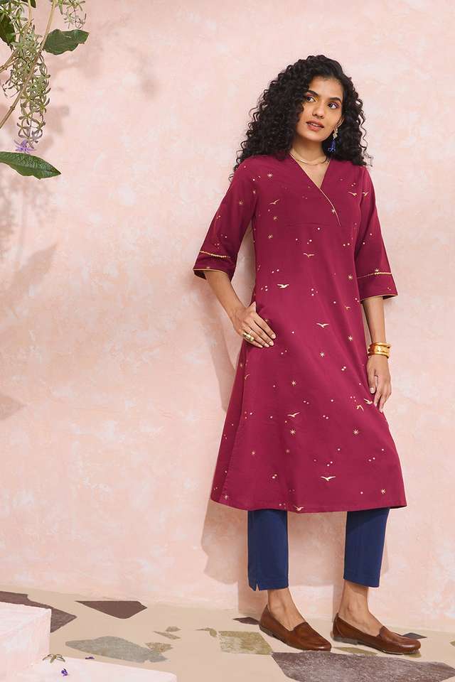 Dark Pink Screen Printed Pure Cotton Kurta thumbnail image number null