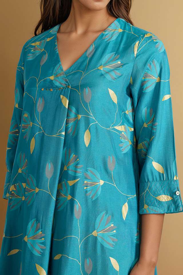 Blue Viscose Embroidered Kurta thumbnail image number null
