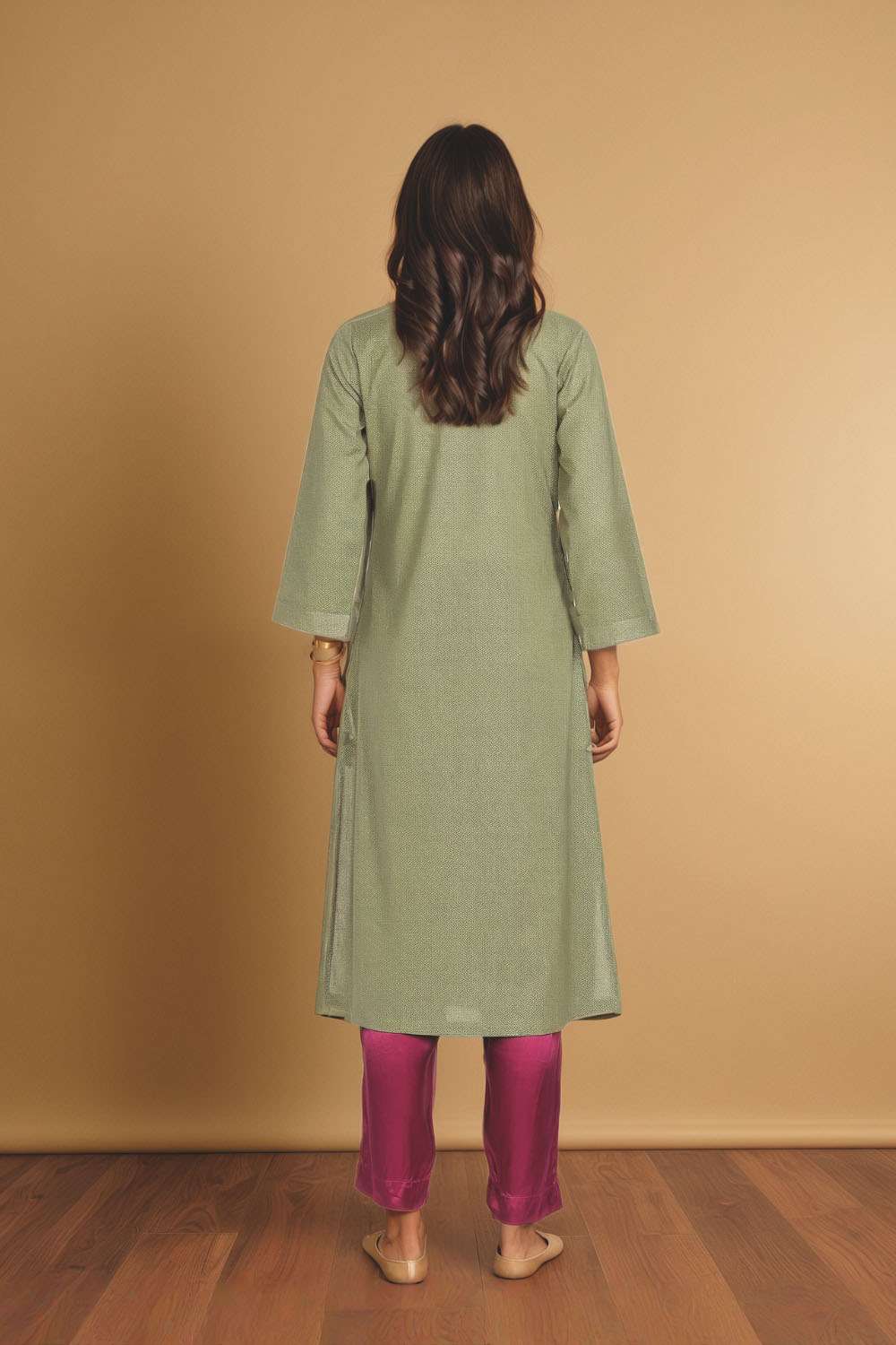Green Pure Cotton  Embroidered Kurta image number null