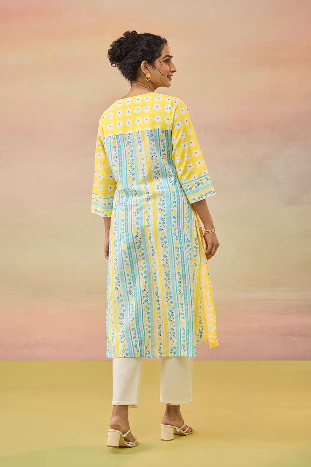 Yellow Screen Printed Pure Cotton Kurta image number null