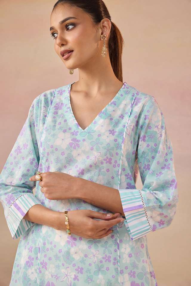 Blue Screen Printed  Pure Cotton Kurta thumbnail image number null