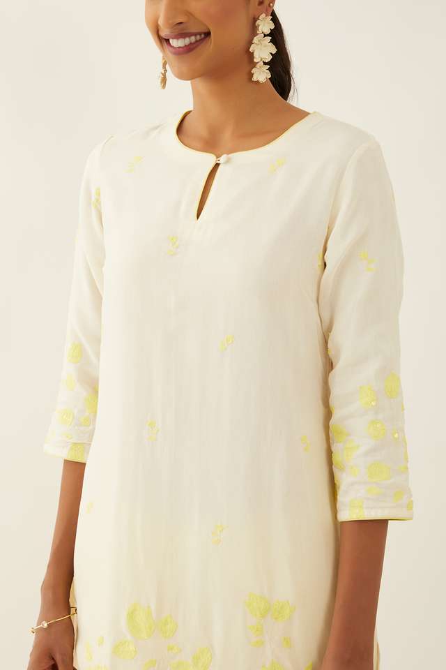 Off White Viscose Embroidered Kurta thumbnail image number null