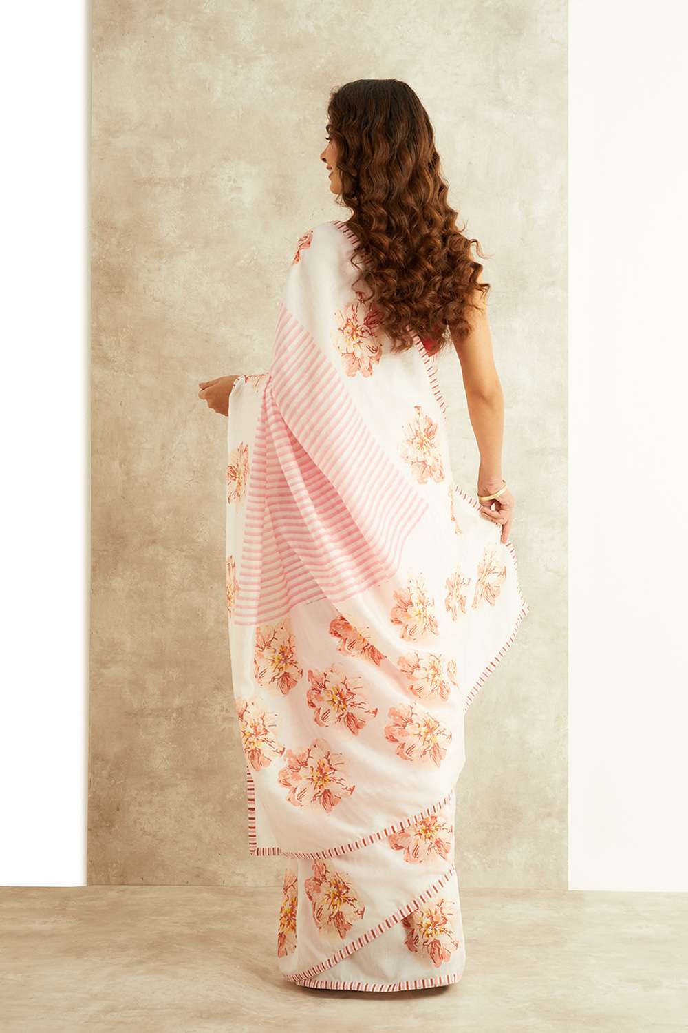 White Block Printed Viscose Luxe Rajasthan Saree image number null