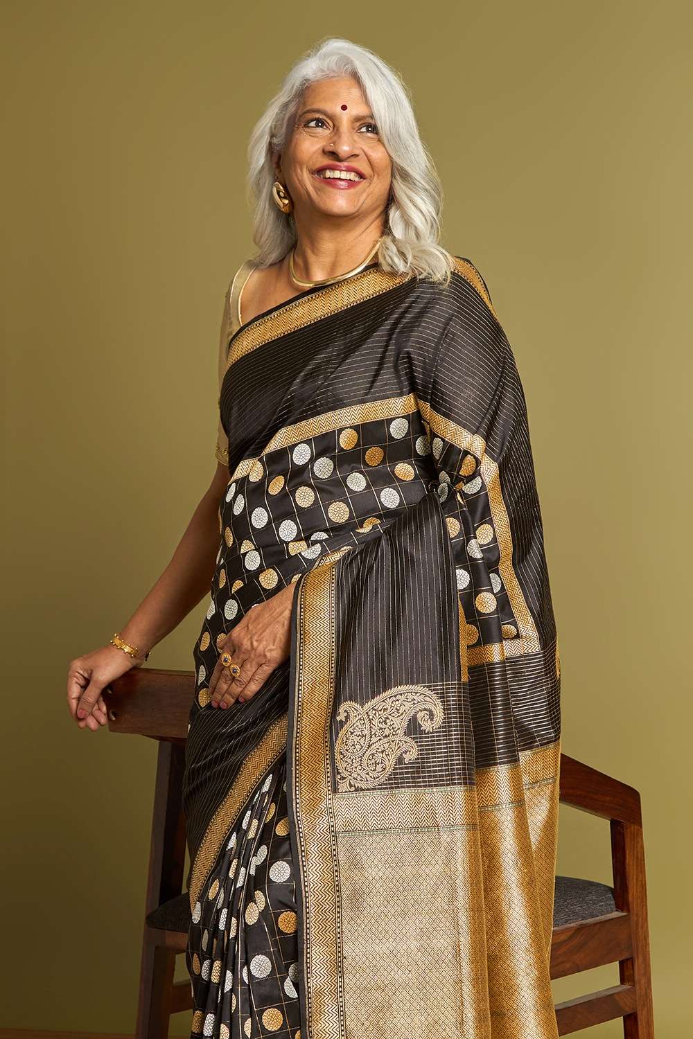 Black Pure Silk Kadwa Banarasi Saree image number null