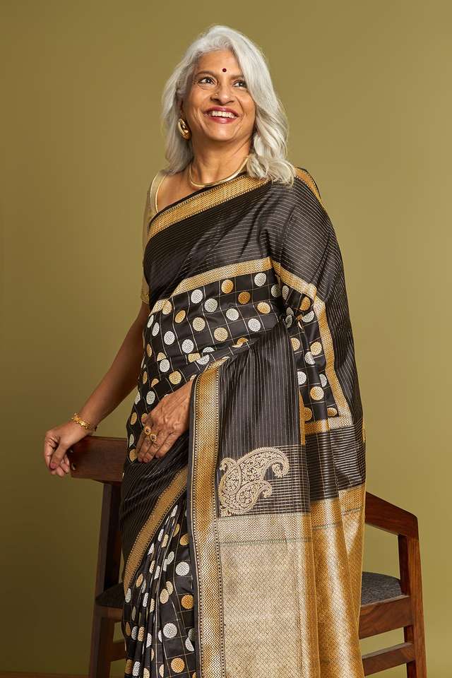 Black Pure Silk Kadwa Banarasi Saree thumbnail image number null